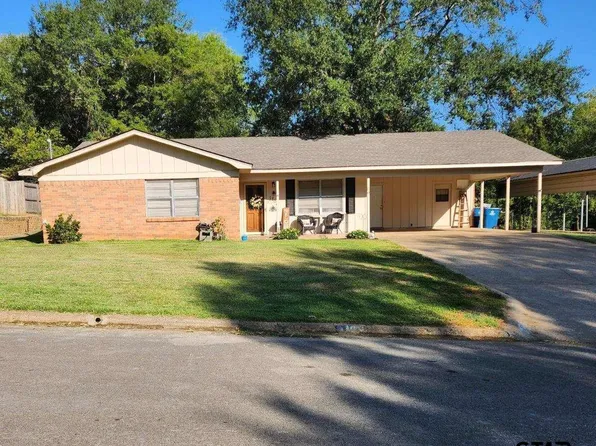 1704 Timberline Dr, Henderson, TX 75654