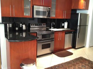 830 D St SE APT B, Washington, DC 20003