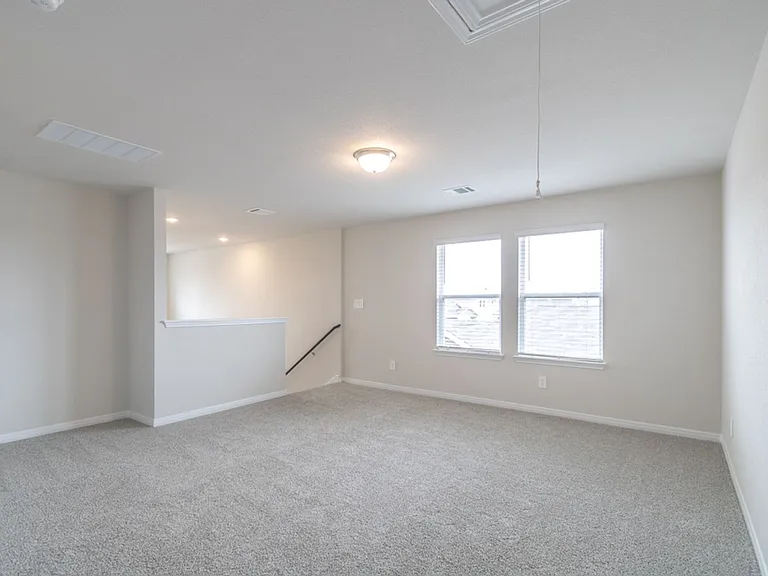 544 View Dr — Photo 14