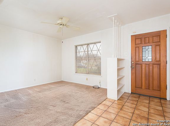 4th image of 4322 Clear Spring Dr