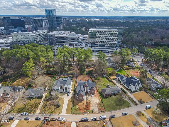 4th image of 4112 Rockingham Dr