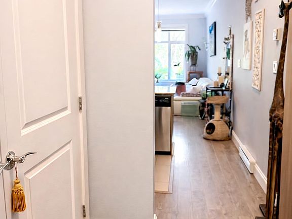 4th image of 11566 224th St #103