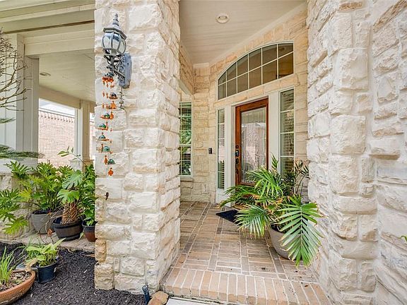2nd image of 5722 Ballina Canyon Ln