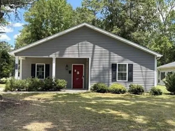 622 Williams St, Enfield, NC 27823