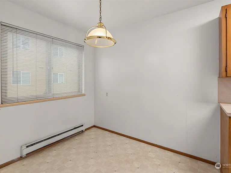 The Cameo Apartments — Photo 8