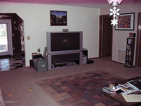 2nd image of 8746 Falcon Trace Dr N