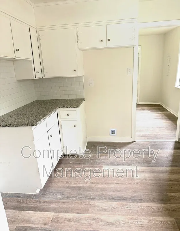 3 bed, 2.0 bath, $1,250 — Photo 4