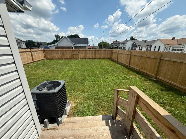 236 S Ewing St, Lancaster, OH 43130