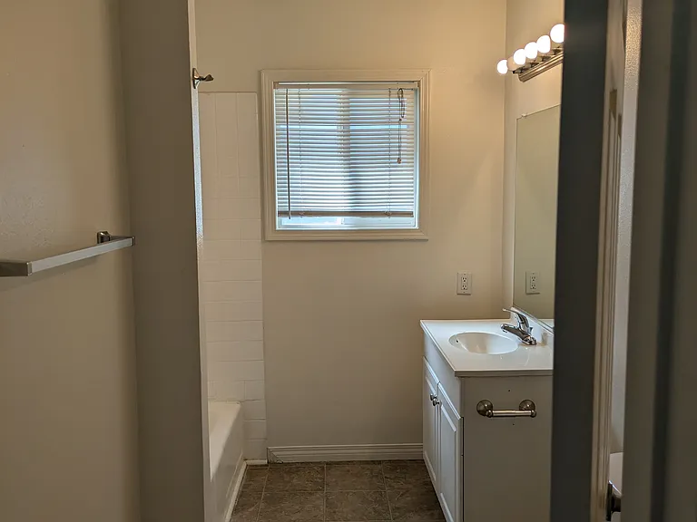 316 W Kettering St #316 — Photo 5