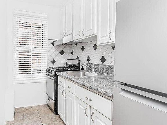 4th image of 525 W 236th St APT 1G