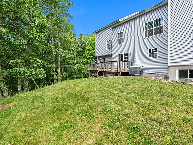 Dream Mountain Hollow — Photo 15