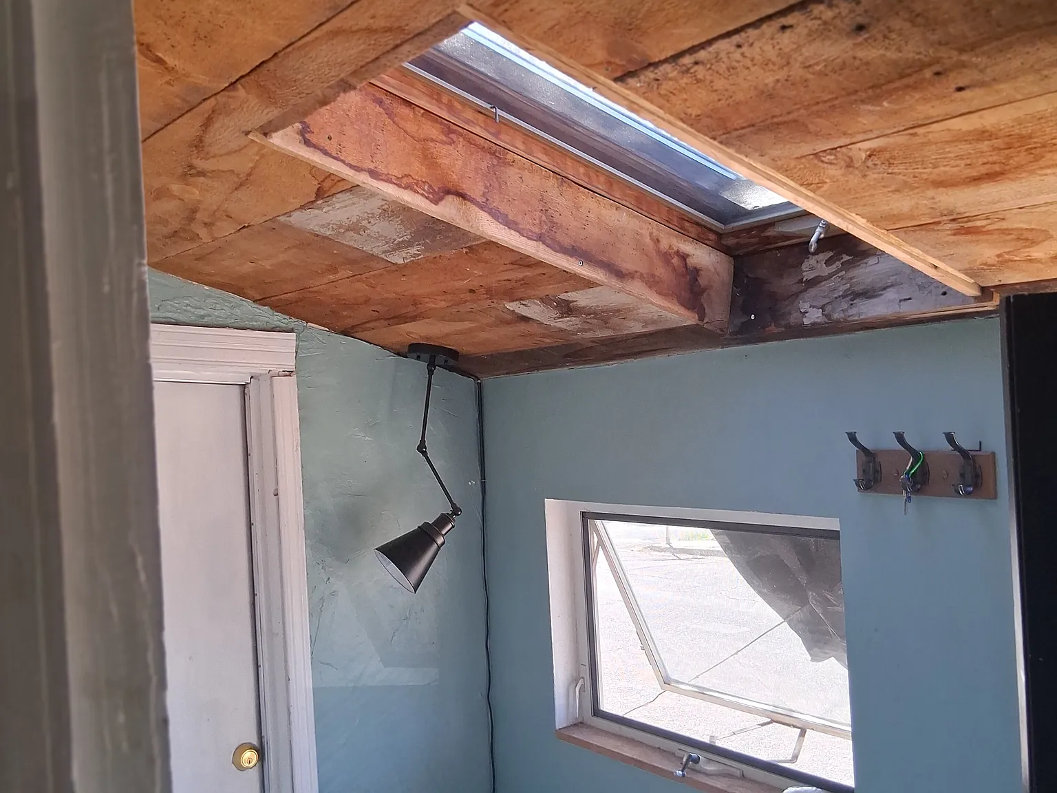 1 bed, 743 sqft, $1,200 — Photo 3