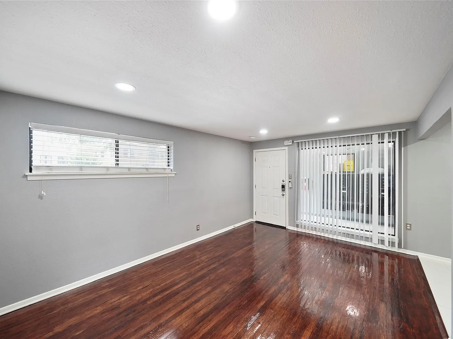1 bed, 1.0 bath, 650 sqft, $1,125 — Photo 3