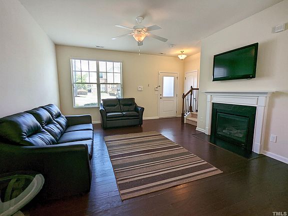 5th image of 14 Saint Elias Dr