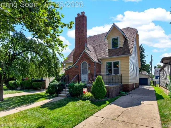 116 S Kenwood Ave, Royal Oak, MI 48067