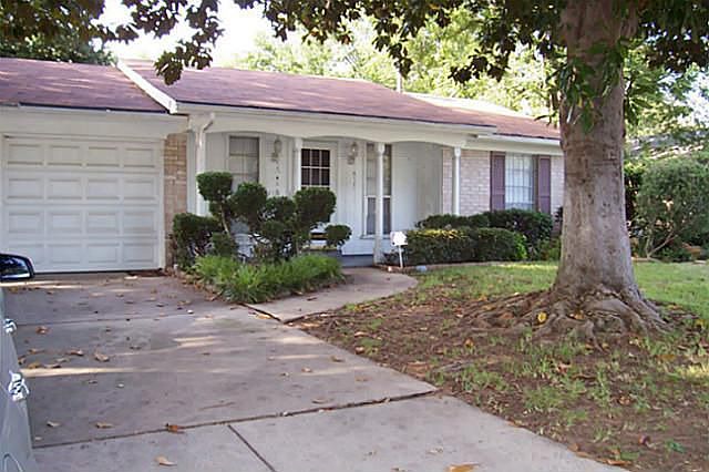 1st image of 1703 Manchester Dr