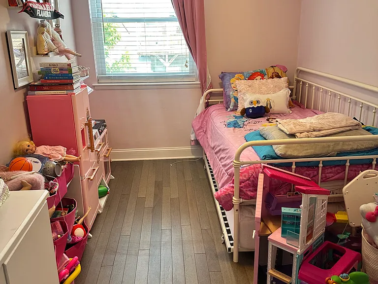 7952 Langdon St #2 — Photo 25