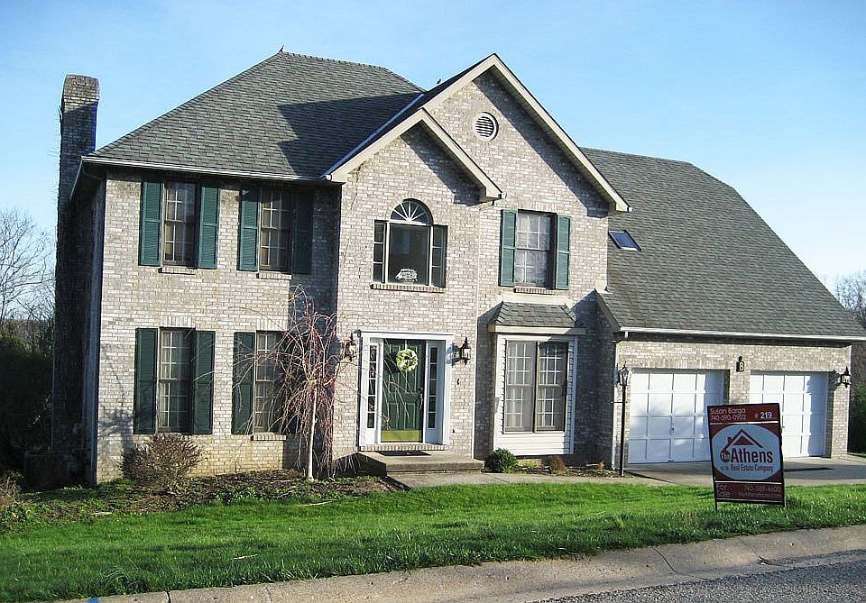 1st image of 8 Banbury Dr