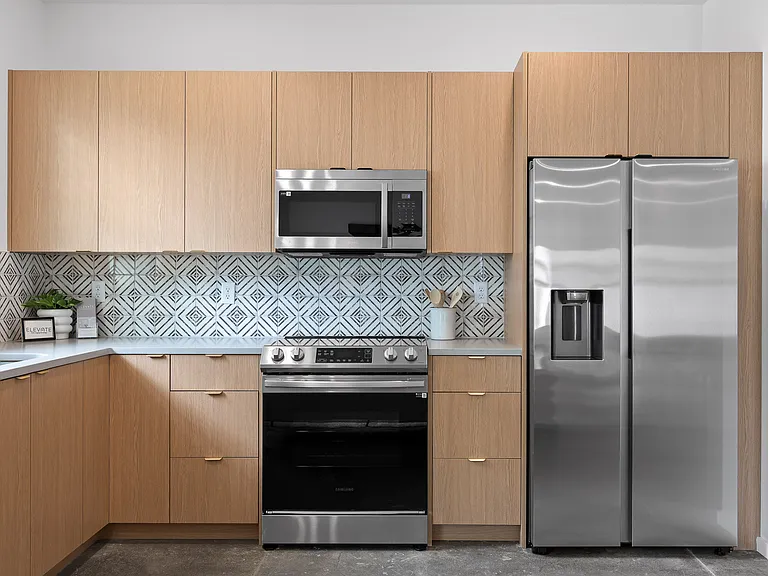 121 Fern Ave — Photo 11