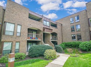11220 Chestnut Grove Sq APT 222, Reston, VA 20190