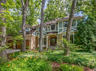 641 Nor Oaks Ct, West Chicago, IL