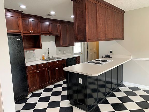 3rd image of 3015 Ainsley Ct
