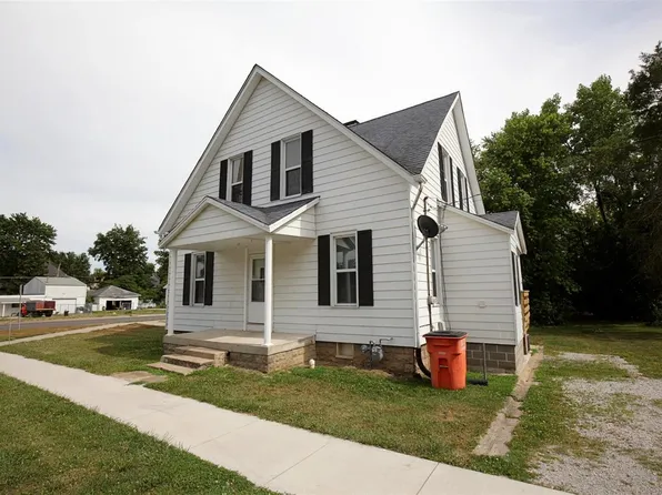 231 N 5th St, Vandalia, IL 62471