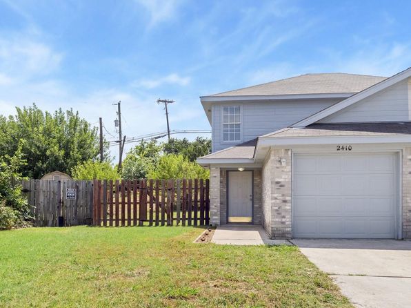 2410 Royal Crest Cir