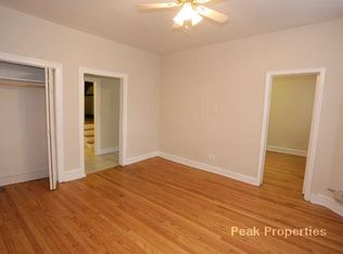 1232 W Grace St #1, Chicago, IL 60613