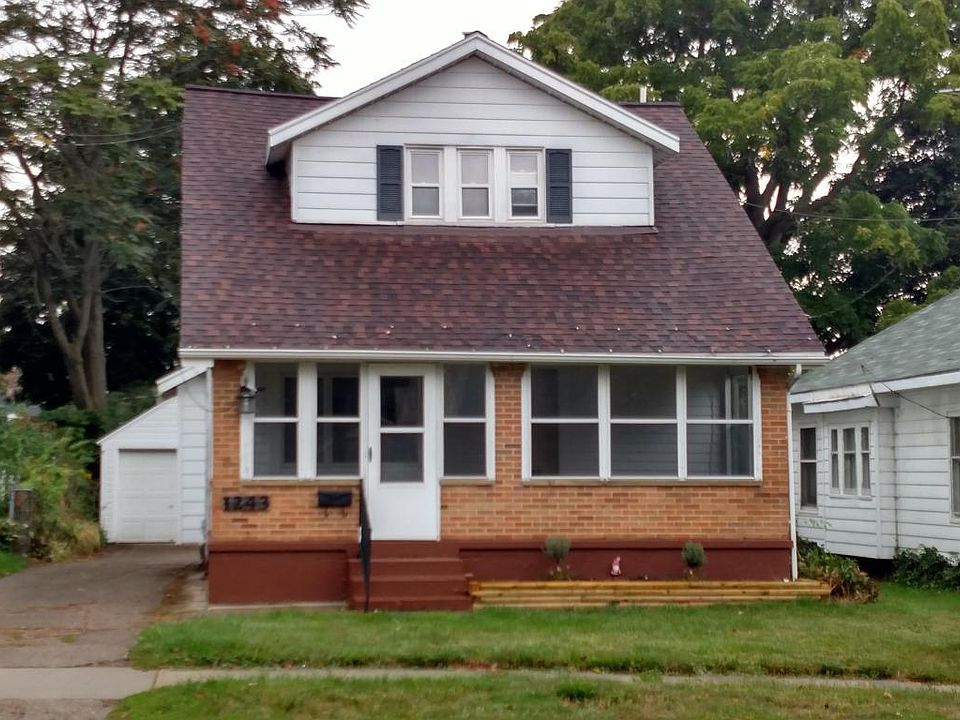 1st image of 1243 Diamond Ave NE