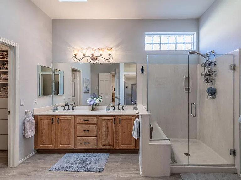 80571 Hoylake Dr — Photo 14