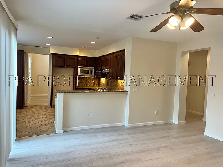 132 Shea Ct — Photo 11