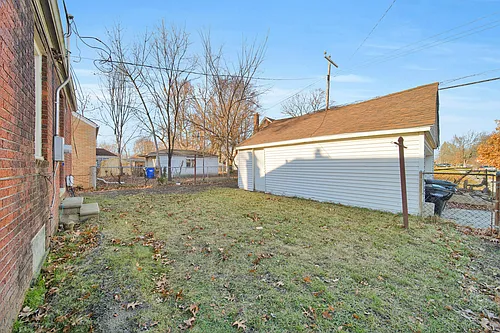 8550 W Outer Dr Photo 1