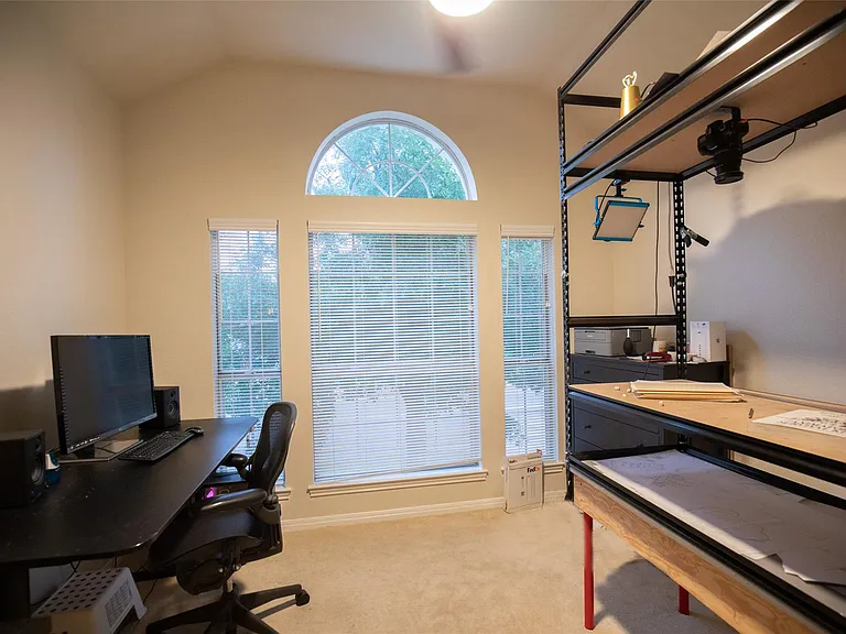 9920 Spicewood Mesa — Photo 24