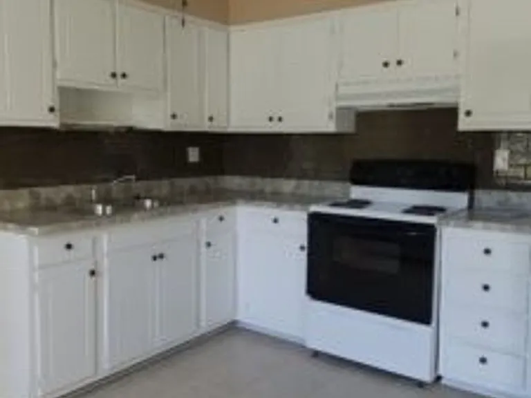Villager Apartments — Photo 4