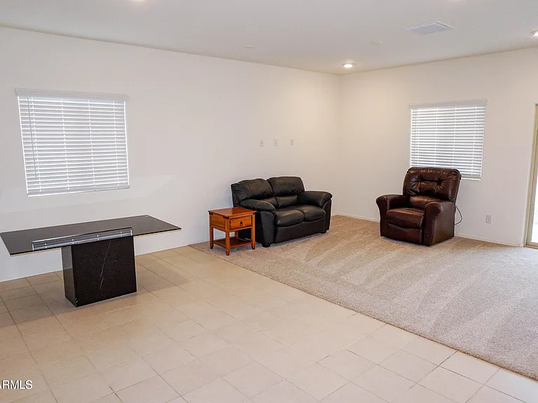 104 E Moonlight Trl — Photo 7