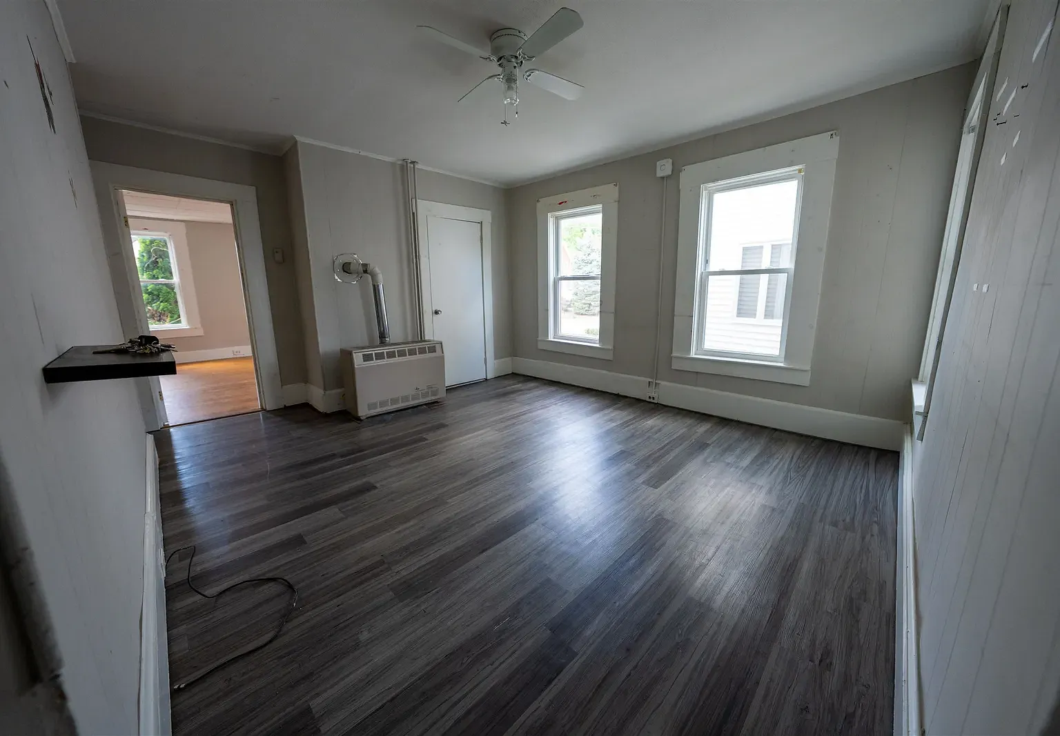 285 E High St — Photo 2