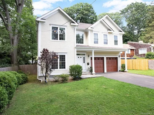 35 White Birch Lane, Stamford, CT 06905