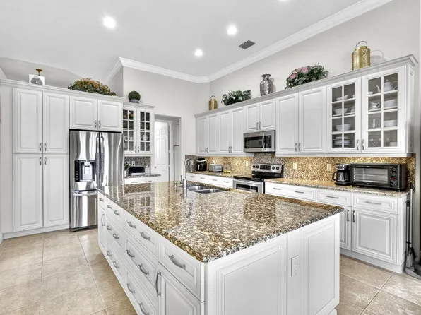 2626 Arbor Lane, Royal Palm Beach, FL 33411