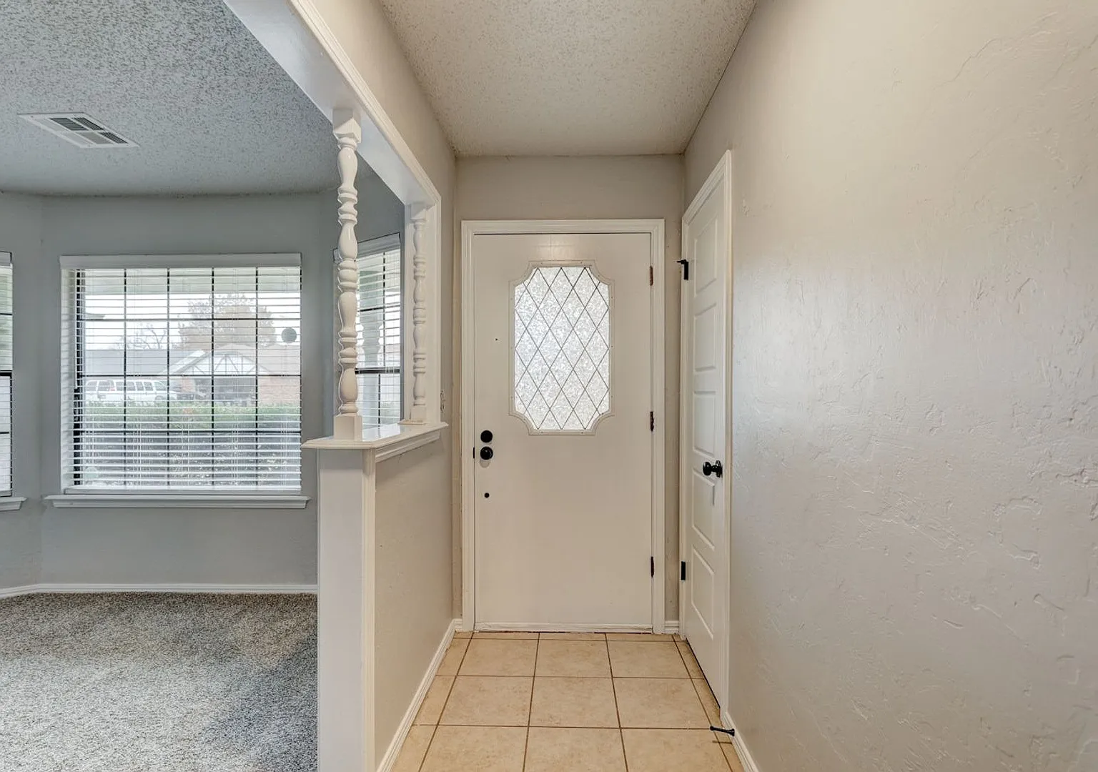 For Lease: Large updated home in Moore! Storm Shelter included! — Photo 3