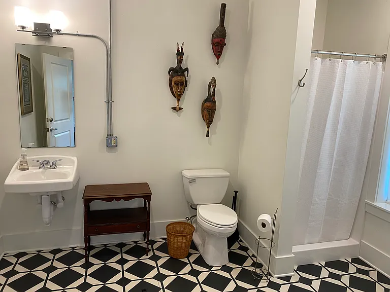 515 Jackson St — Photo 17