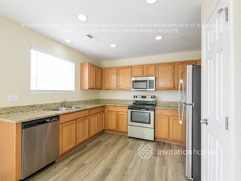 729 Canyon Ln — Photo 9
