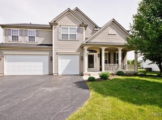 23900 W Cahills Way, Plainfield, IL 60586