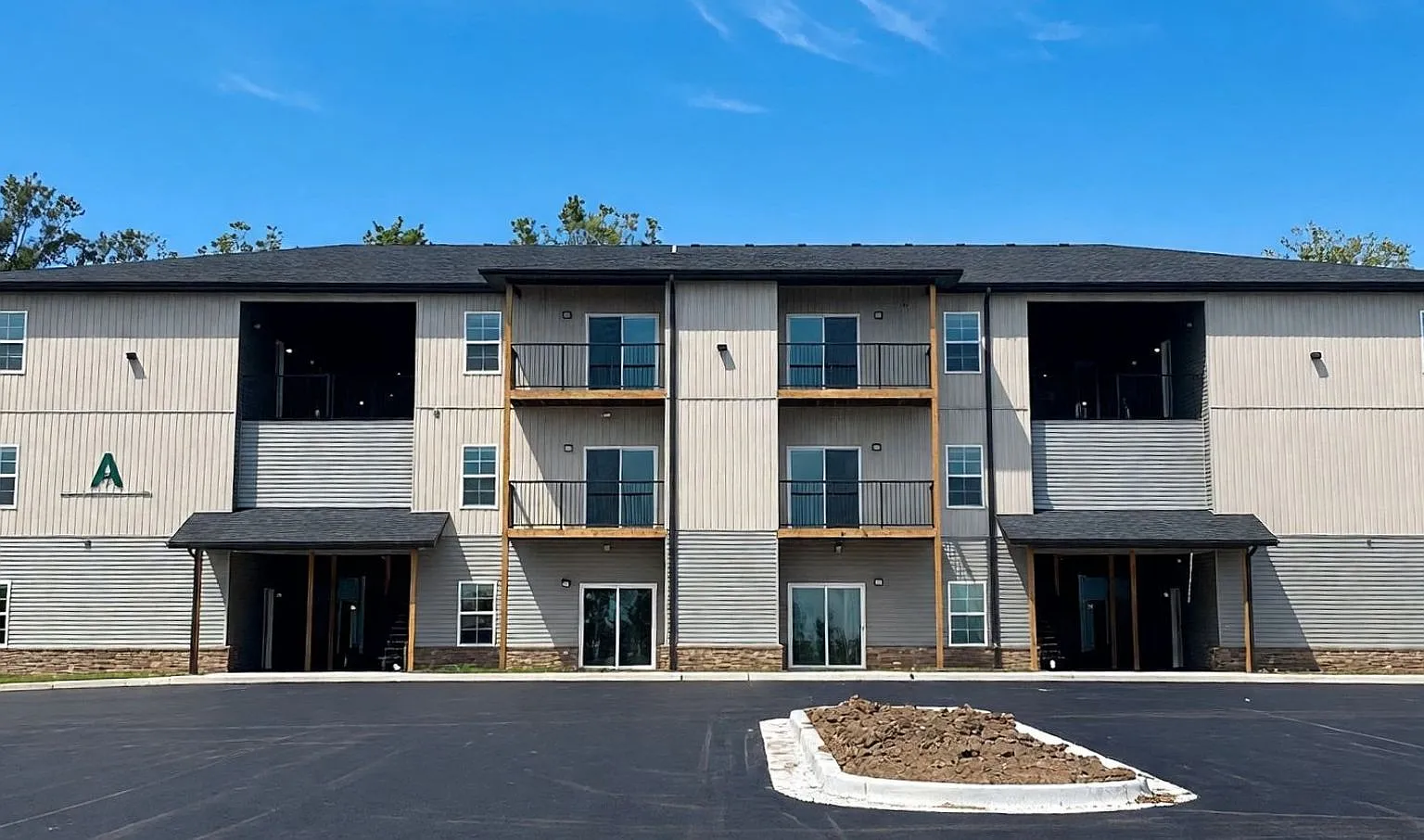 Fulbright Heights West Apartments — Photo 1