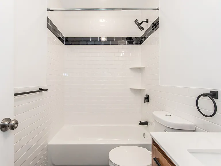 315 N Preston St #101 — Photo 19