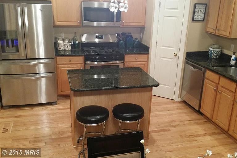2nd image of 5501 Sacramento Mews Pl