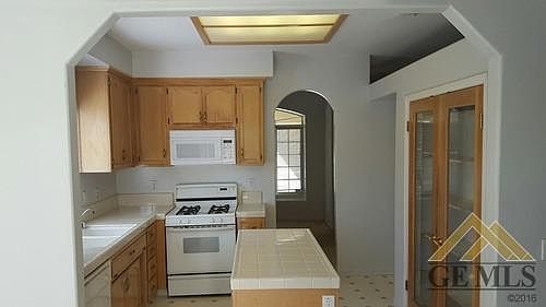 2nd image of 8200 Ipswich Way