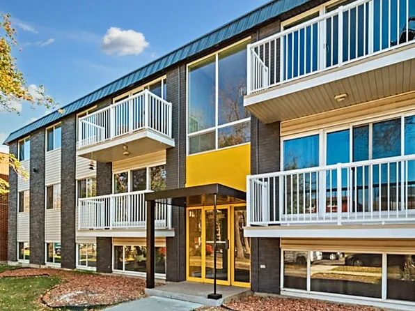 Apollo Apartments