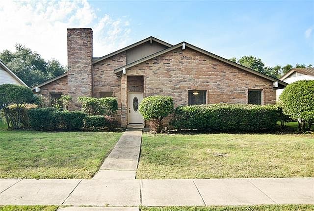 1st image of 4416 Cleveland Dr