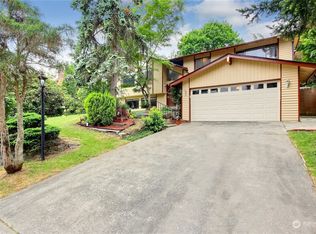 19209 92nd Ave NE, Bothell, WA 98011